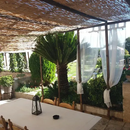 Trullicolarossa Ferienhaus