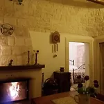 Trullicolarossa بيت للعطل ألبيروبيللو