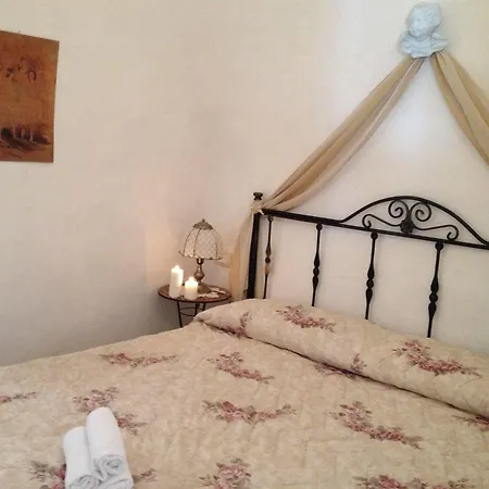 Trullicolarossa Feriehus